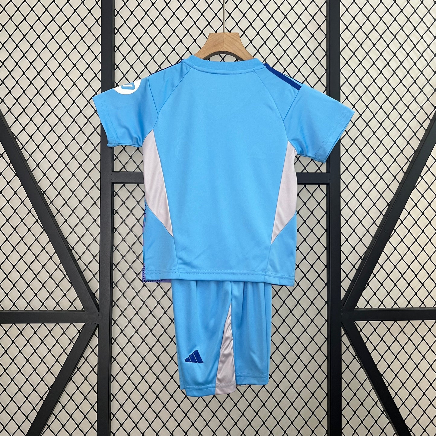 REAL MADRID PORTIERE I 24/25 SET PER BAMBINI