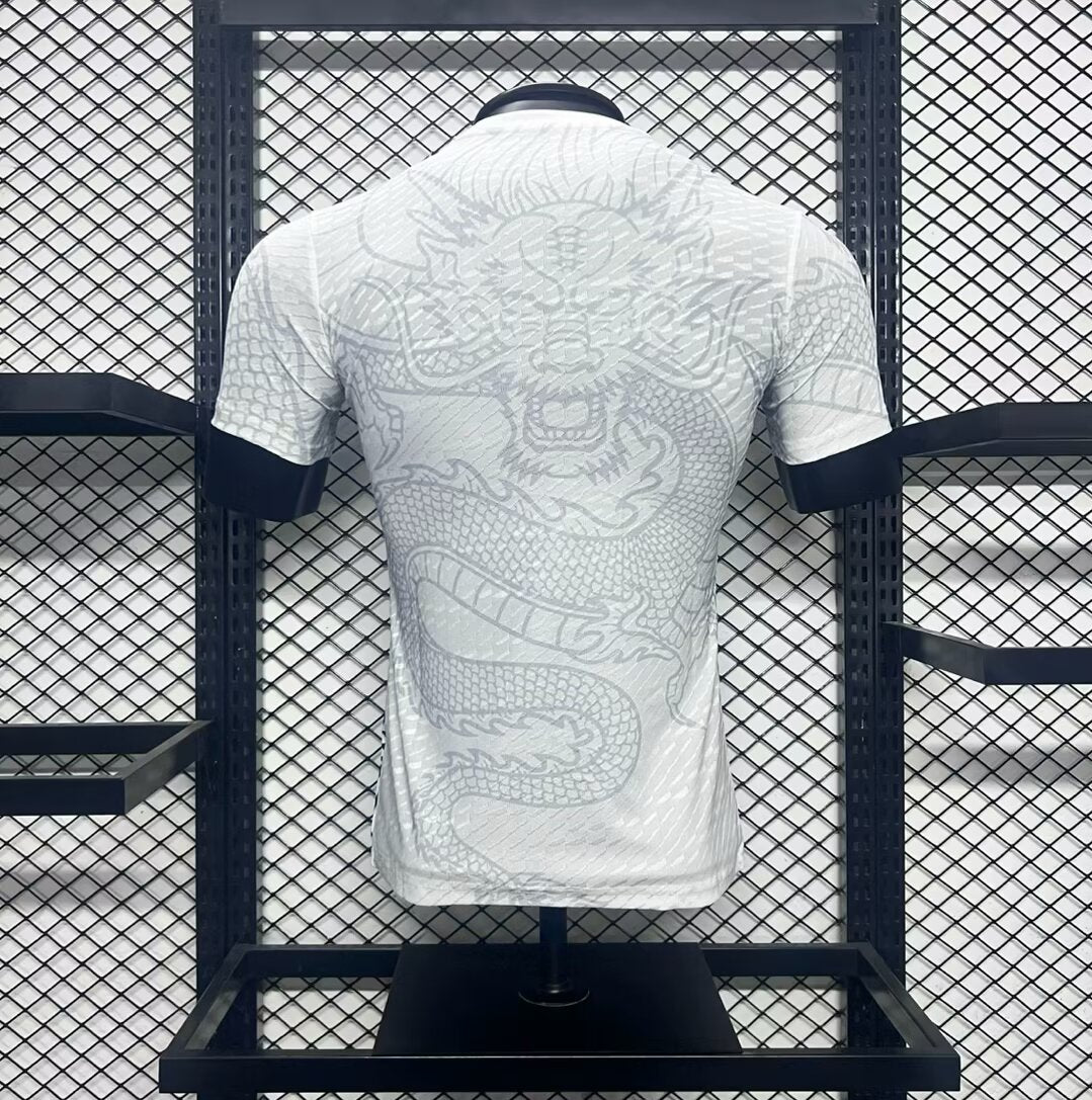 REAL MADRID EDIZIONE SPECIALE DRAGON 24/25 (VERSIONE GIOCATORE) UOMO