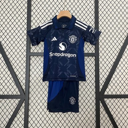 MANCHESTER UNITED II  24/25 SET PER BAMBINI