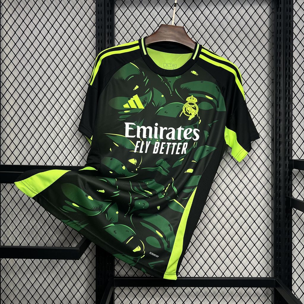 REAL MADRID VERDE E NERO EDIZIONE SPECIALE 24/25 UOMO