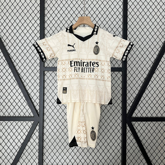 MILÃO EDIZIONE SPECIALE I 24/25 SET PER BAMBINI