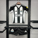 NEWCASTLE UNITED I 24/25 SET PER BAMBINI