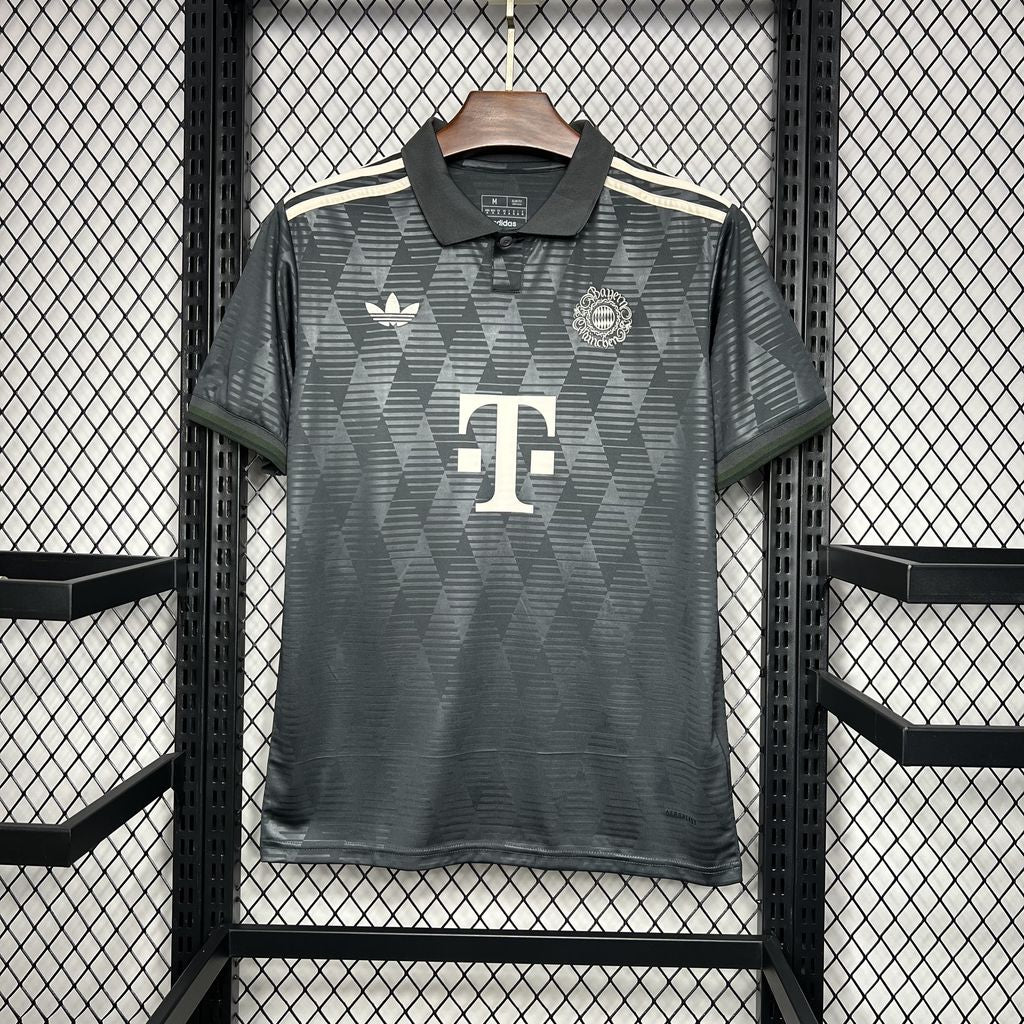 BAYERN  MUNICH OKTOBERFEST 24/25 UOMO