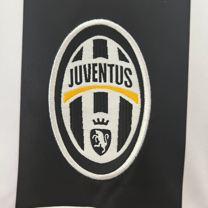 JUVENTUS RETRO 2004/2005 HOME
