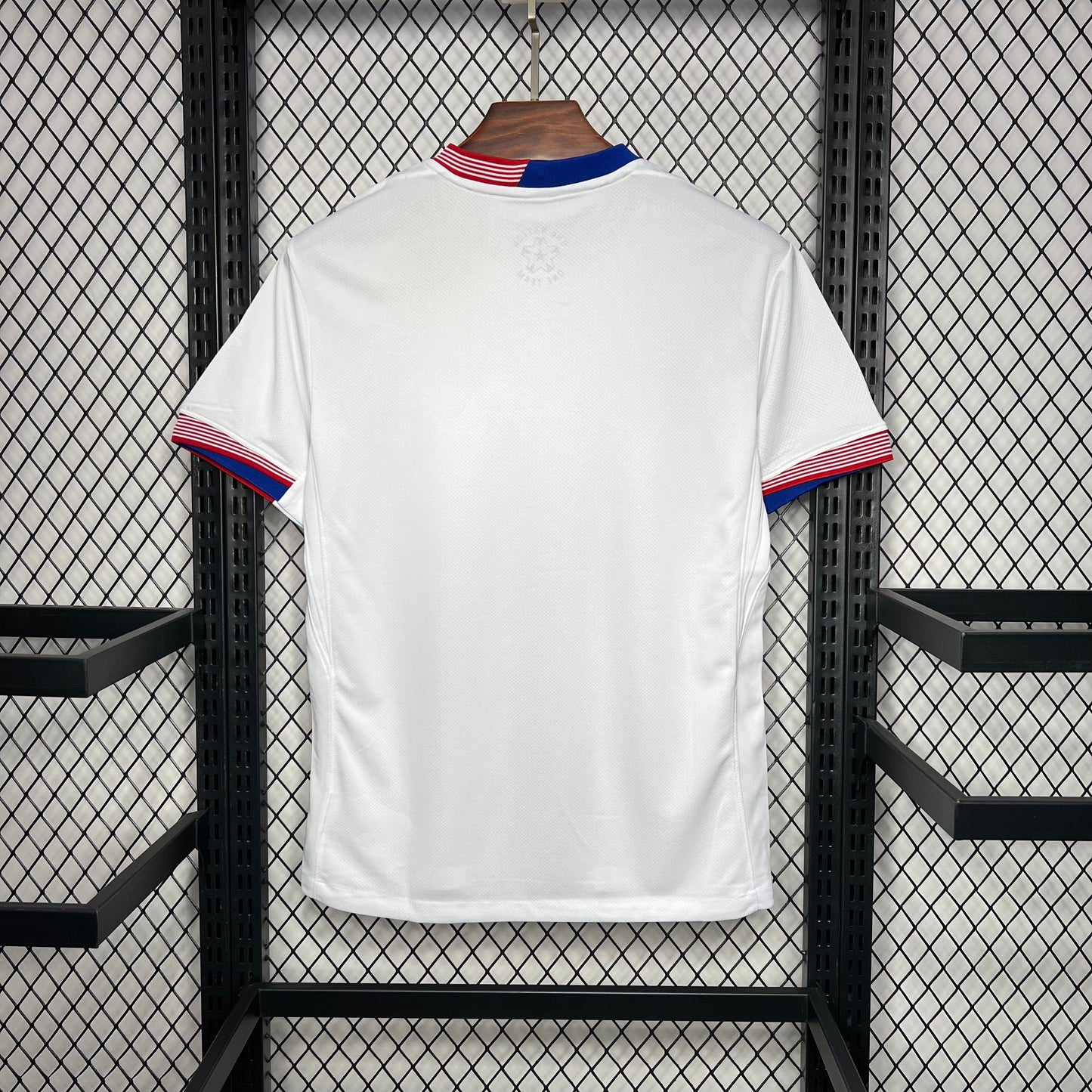 U.S.A. I 24/25 UOMO