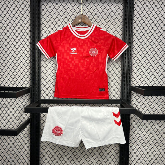 DANIMARCA I 24/25 SET PER BAMBINI