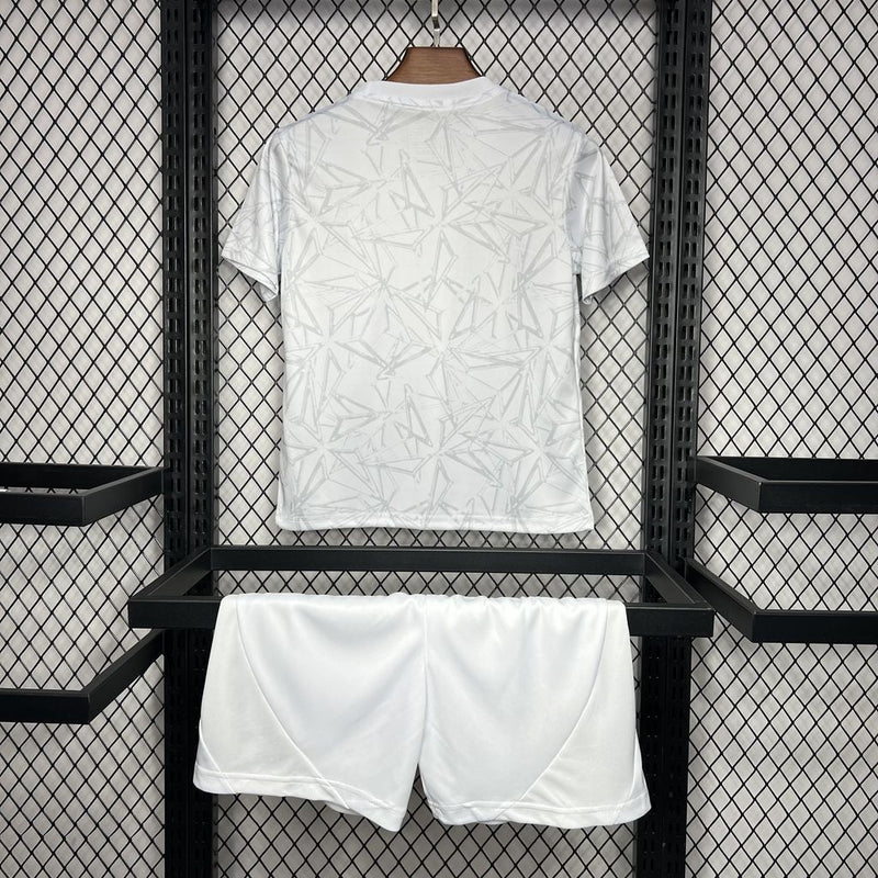 REAL MADRID RISCALDAMENTO I 24/25 SET PER BAMBINI