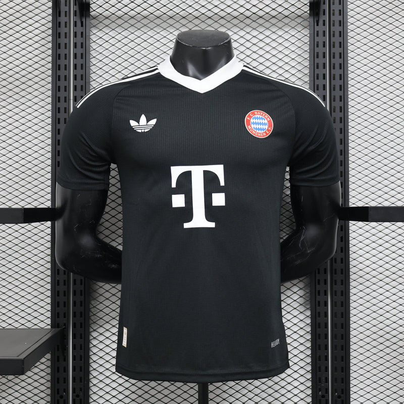 BAYERN MUNICH PORTIERE I 25/26 (VERSIONE GIOCATORE) UOMO