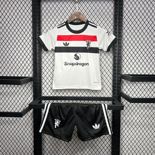 MANCHESTER UNITED III 24/25 SET PER BAMBINI