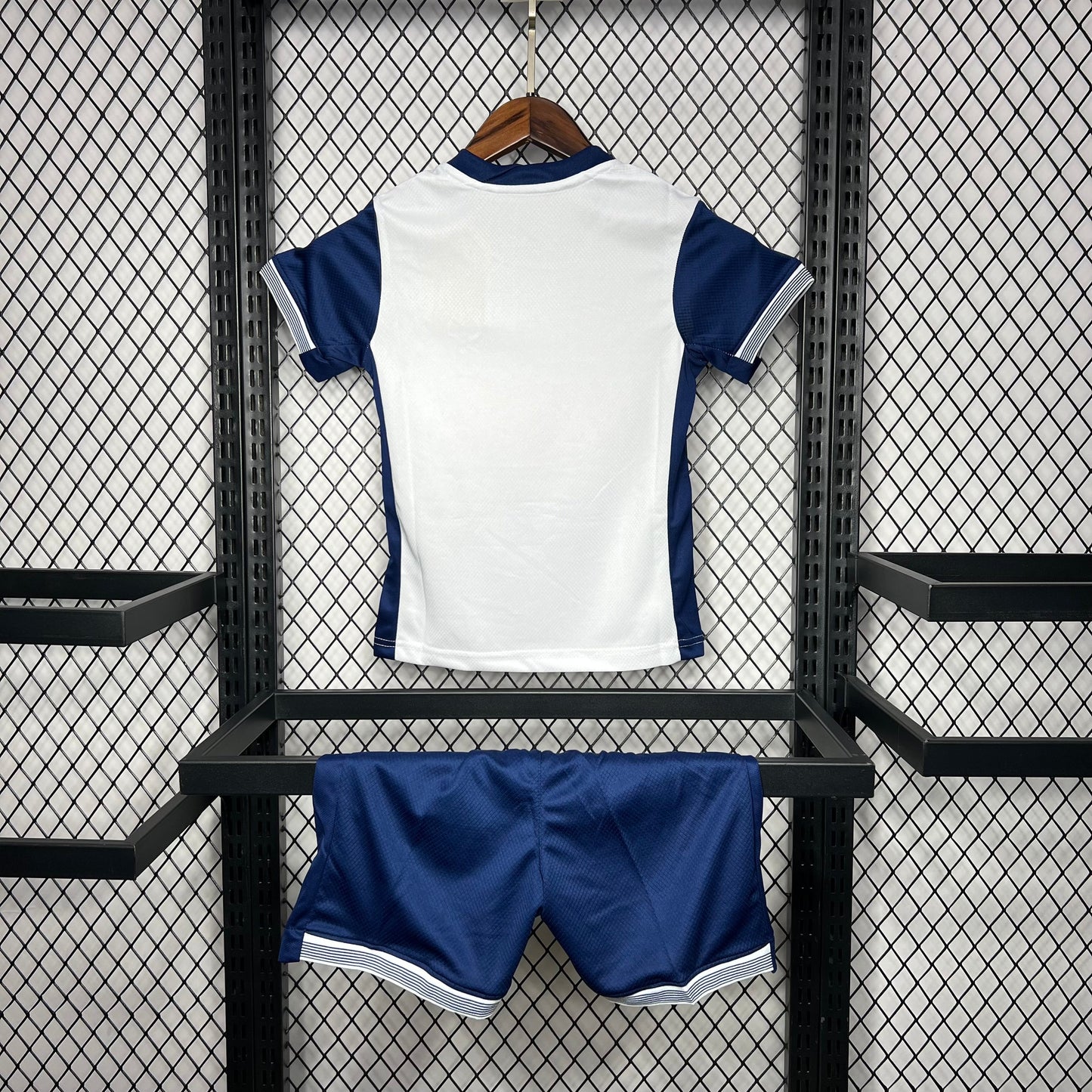 TOTTENHAM HOTSPUR I 24/25 SET PER BAMBINI